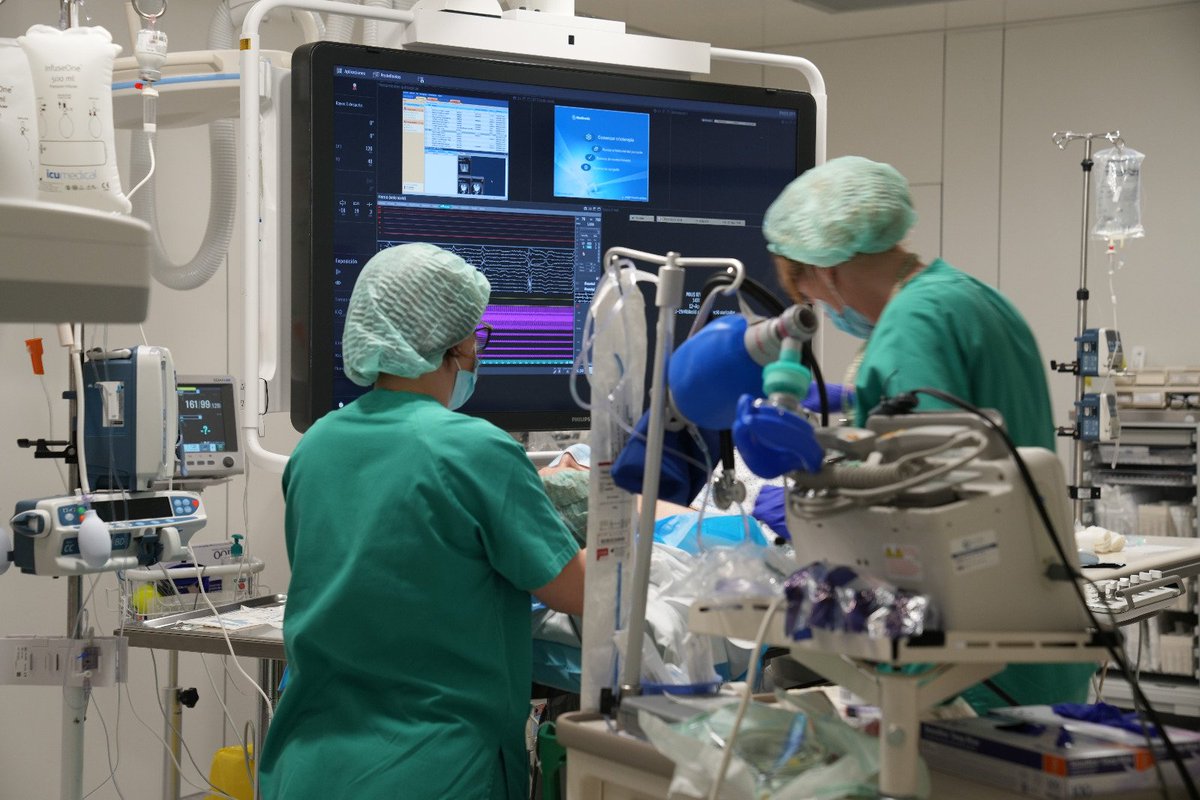 En només 5 anys, la plantilla de professionals d'infermeria a l'Hospital Trueta ha augmentat significativament en un 35%, el col·lectiu compta amb amb 889 professionals actualment, 230 més que l'any 2018. 
#DiaInternacionalInfermeria