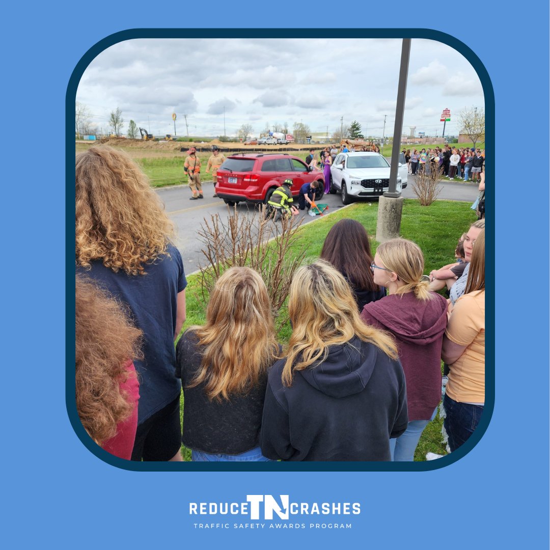 ReduceTNCrashes's tweet photo. As of this morning, Stone Memorial High School just surpassed 3,000 points and will be receiving a Gold award. We can't wait to share all the schools receiving awards! Only a few more days left to submit points! https://t.co/YGwqf5goQ5