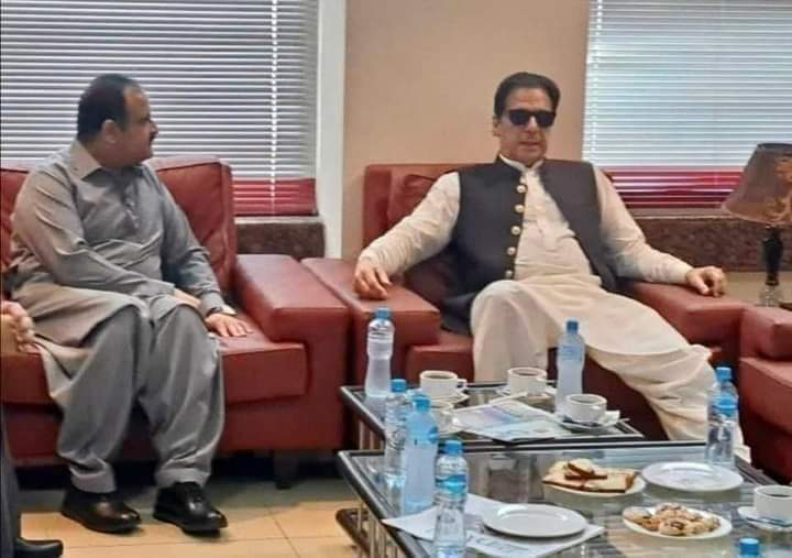 Zafaro07_'s tweet photo. یہ پورا تصویر ہے اور 2020 میں لی گئی تھی۔ جھوٹ پہلے تو بولنا نہیں چاہئے، جب بولو تو ایسے بولو کہ پکڑی نہ جاو۔ https://t.co/CEIlcNjIHf