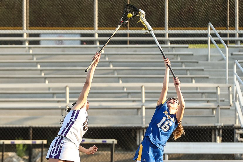 SusanAdamsPhoto's tweet photo. Huge 18-4 win over Marian last night for the @BloomfieldWLAX  Black Hawks! Keep it up! 📸https://t.co/eZfmgUsEzG
GO BLACK HAWKS! @BHHSSportsMed @hills_hawks https://t.co/osZvnwXyrn
