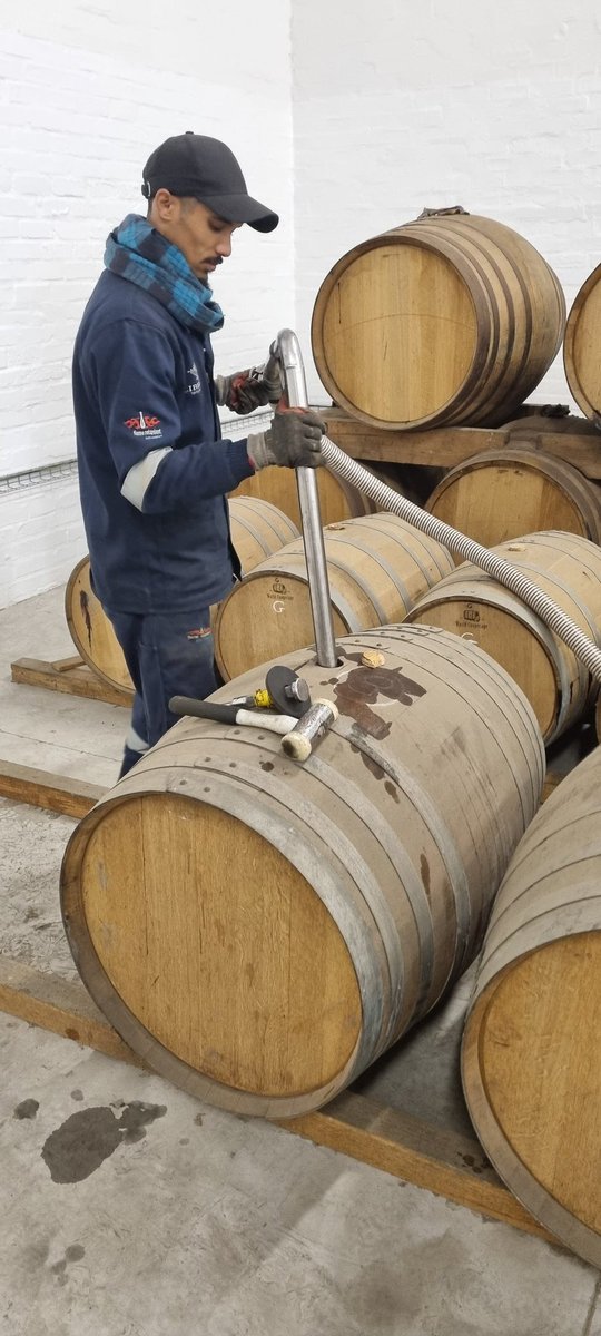 TheWhiskyMaker's tweet photo. What a super productive day down at the JSD with an amazing team.
Started work on this years (the 8th) @ThreeShipsSA #masterscollection release! π€ππ₯
#proudlySA πΏπ¦ #whisky
#MadeExceptionalMadeHere
#heartWellington https://t.co/zs9iMEGFwp