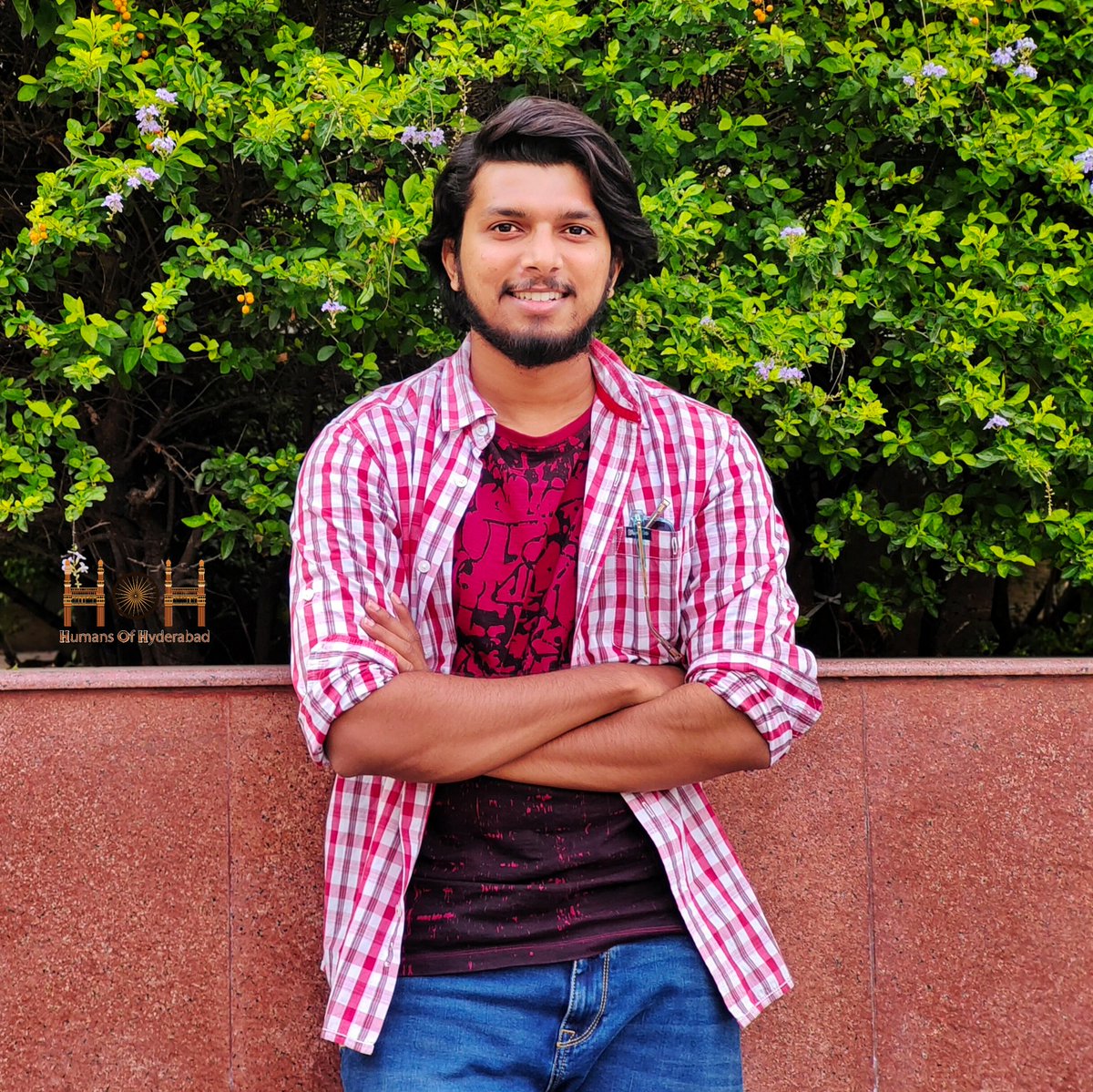 HumansofHyd's tweet photo. "Coming from a middle-class family, it wasn't easy for me to pursue performing arts full-time."
Full Story >> https://t.co/EYtQmv2mQS
#theatrearts #cinema #theatrelife #actorslife #passon #dance #dancer #arts #lifelessons #family #hyderabad #HumansofHyderabad https://t.co/FE3HdZdNdJ