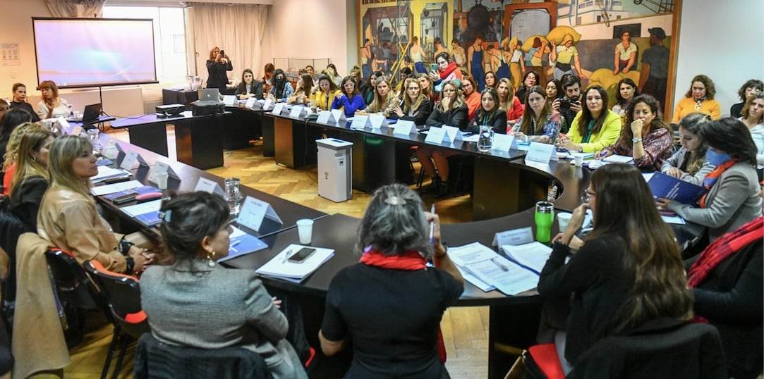 🗣 La Mesa Federal de Políticas Económicas con Perspectiva de Género, se reúne en el primer plenario 2023: “Los cuidados en el centro de la economía”, se realizará el viernes 19 de mayo, en la ciudad Autónoma de Buenos Aires. 

> LEÉ LA NOTA👇 
cutt.ly/r6bzcsV

#Formosa