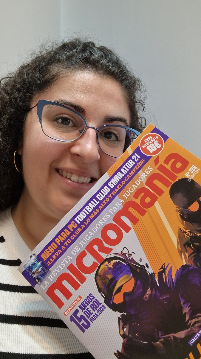 SimValenciana's tweet image. Després de que @VideojuegosGAME "salvara" #Micromanía, he decidit donar-li una oportunitat i m'he subscrit 😜

Per a quan una revista digital i paper 👉 mensual i recurrent de #videojocs en #català? JO M'APUNTO! ❤️