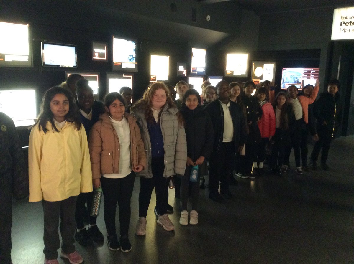 Foxfield Olive tweet media