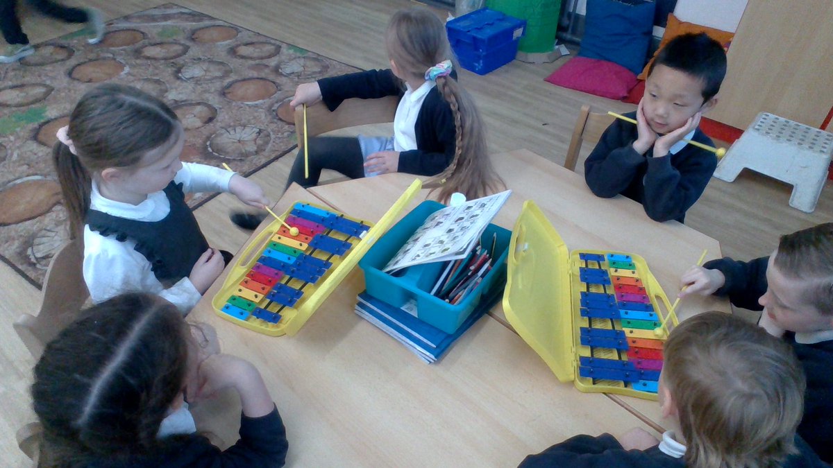 BPSHull's tweet photo. Today in 1MH we became musicians and learnt to sing a new song all about brushing our teeth. We played the song on a glockenspiel too! 🪥🎹🎶#BPSMusic https://t.co/LwHCi60OK7