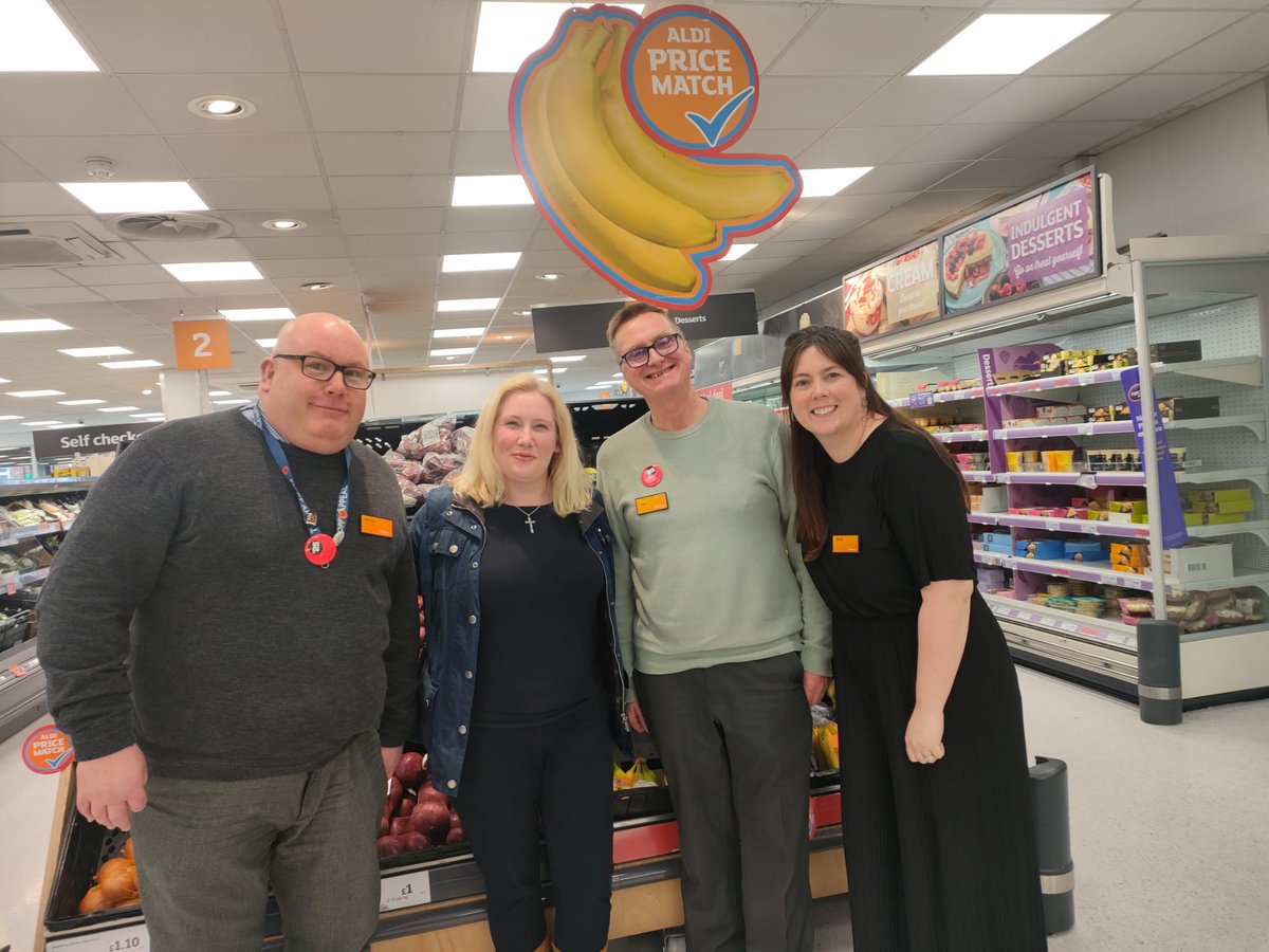 Great visit to <a href="/sainsburys/">Sainsbury's</a> at the Nook earlier to talk about the #CostOfLiving help available to the workforce and their 'Waste not Want' initiative to distribute surplus food to food banks, charities and community groups. 🪙🍎🍌