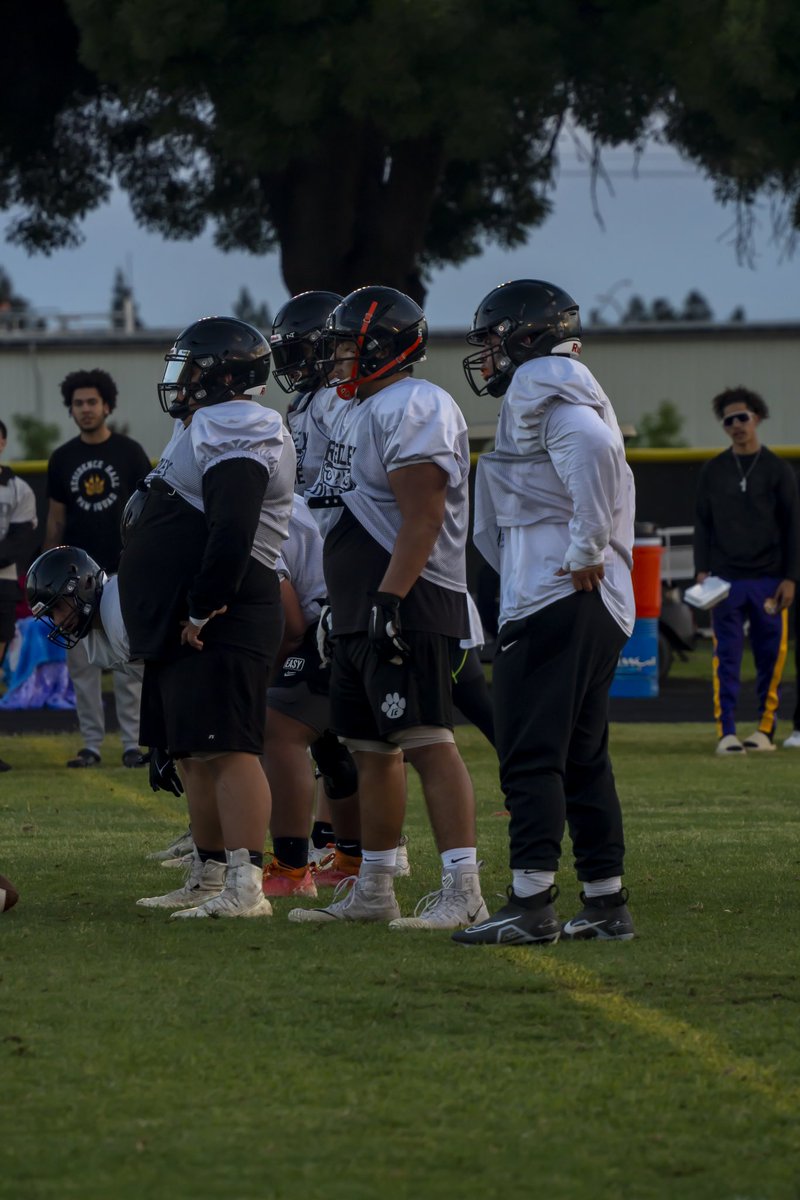 ReedleyCFB's tweet photo. We want to thank all the Fans, Families, and Recruits who came out &amp; supported the Black &amp; Orange Spring Game. #RcCulture 
📸 Credit: @Chris_L017 https://t.co/KP0vbXRXgi