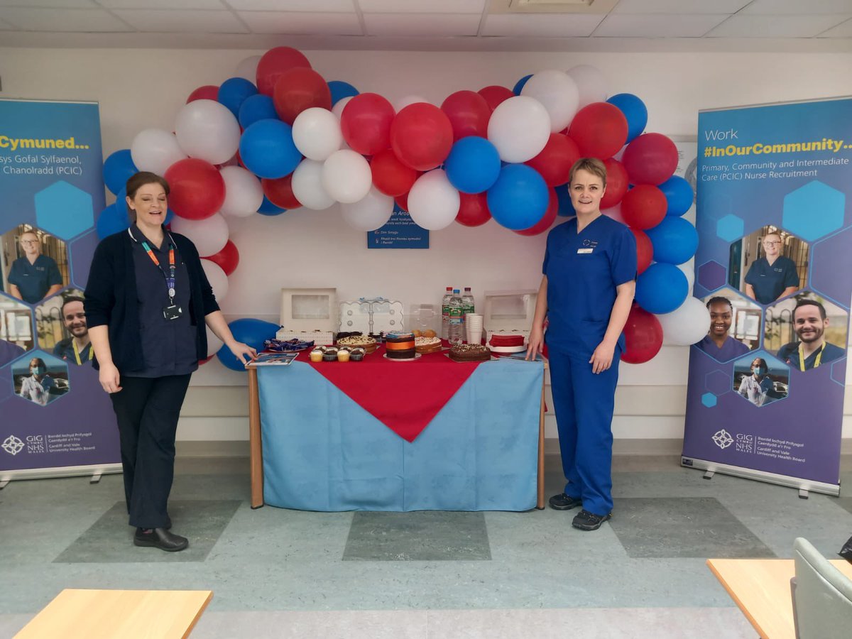 Sarcol70's tweet photo. Happy International Nurses’ day 2023 to all our fellow nurses - from the Acute Response Team and the Vale Locality. Was lovely catching up with so many nurses AHP’s and everyone else who popped in to see us!! #IND2023 @CV_UHB @annawelly16 @OverallSianie https://t.co/1e4TuxfbPt