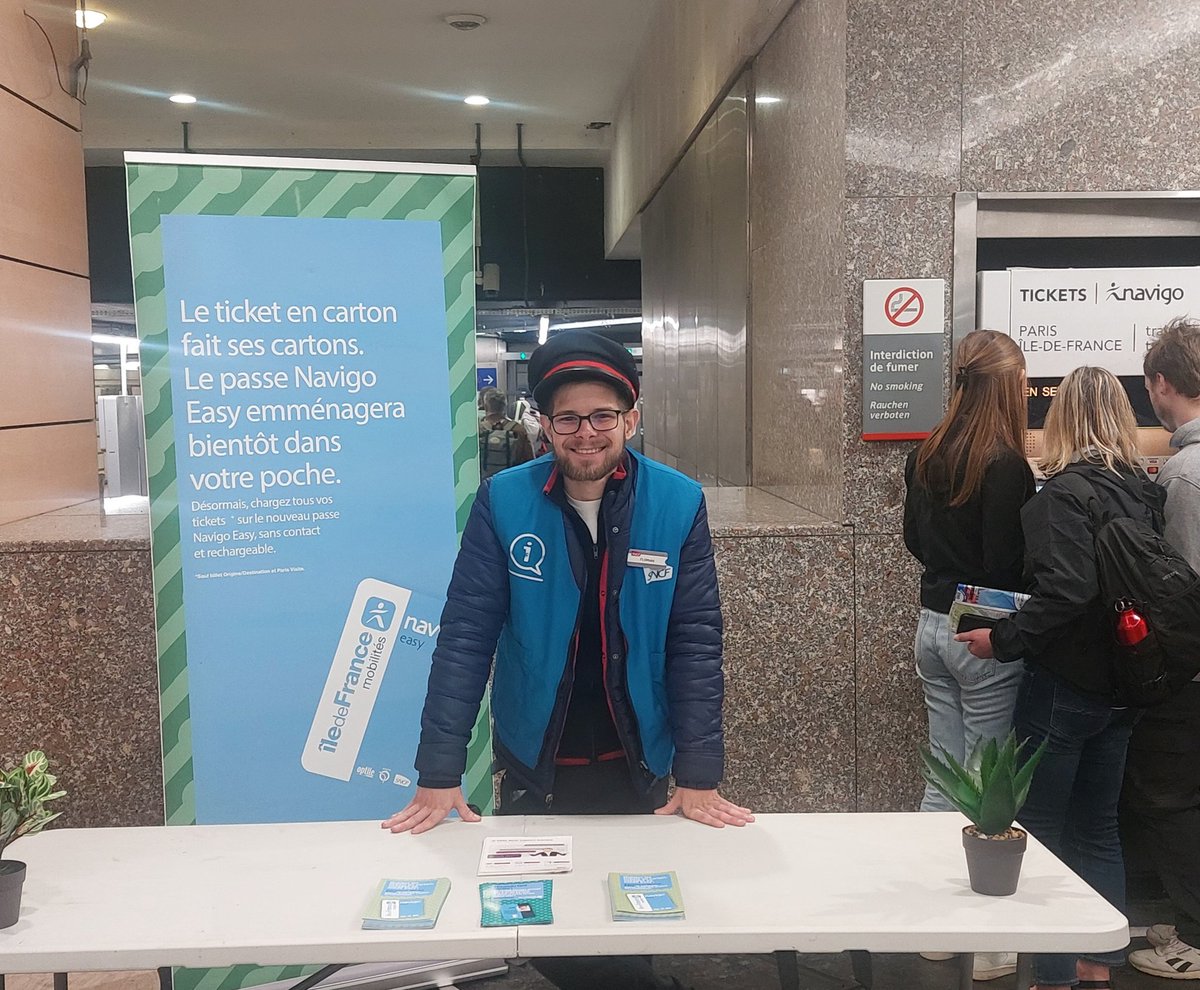 Bientôt sur vos gares de la <a href="/LIGNEL_sncf/">Ligne L</a> : les automates ne vendront plus de tickets T+ !

Retrouvez-nous en gare de La Défense pour plus d'infos 😁

<a href="/Jemmel_Ma/">Jemmel Mahi</a> <a href="/Moussa_Kante1/">Moussa KANTE</a> <a href="/ChaTARROUX/">💛CHARLOTTE💛</a> @AgentMobileL_A <a href="/SamiaSncf/">Samia_Sncf</a> @VincentPaulista @LyesLaDef_ <a href="/stephsncf/">🚆Stéph Manager EML🚂</a>