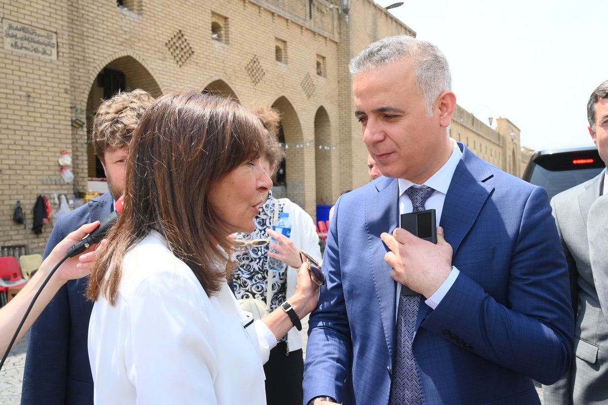 NyazAzeez's tweet photo. Thrilled to welcome Anne Hidalgo @Anne_Hidalgo, Mayor of Paris, Dr. Ali Dolamari @ali_dolamari, Kurdistan's representative in France, the Consul General of France in Kurdistan @O_Decottignies, and their delegation to Erbil Citadel this sunny Friday, 12th May 2023. Their presence has made today extraordinary. 
#ErbilCitadel