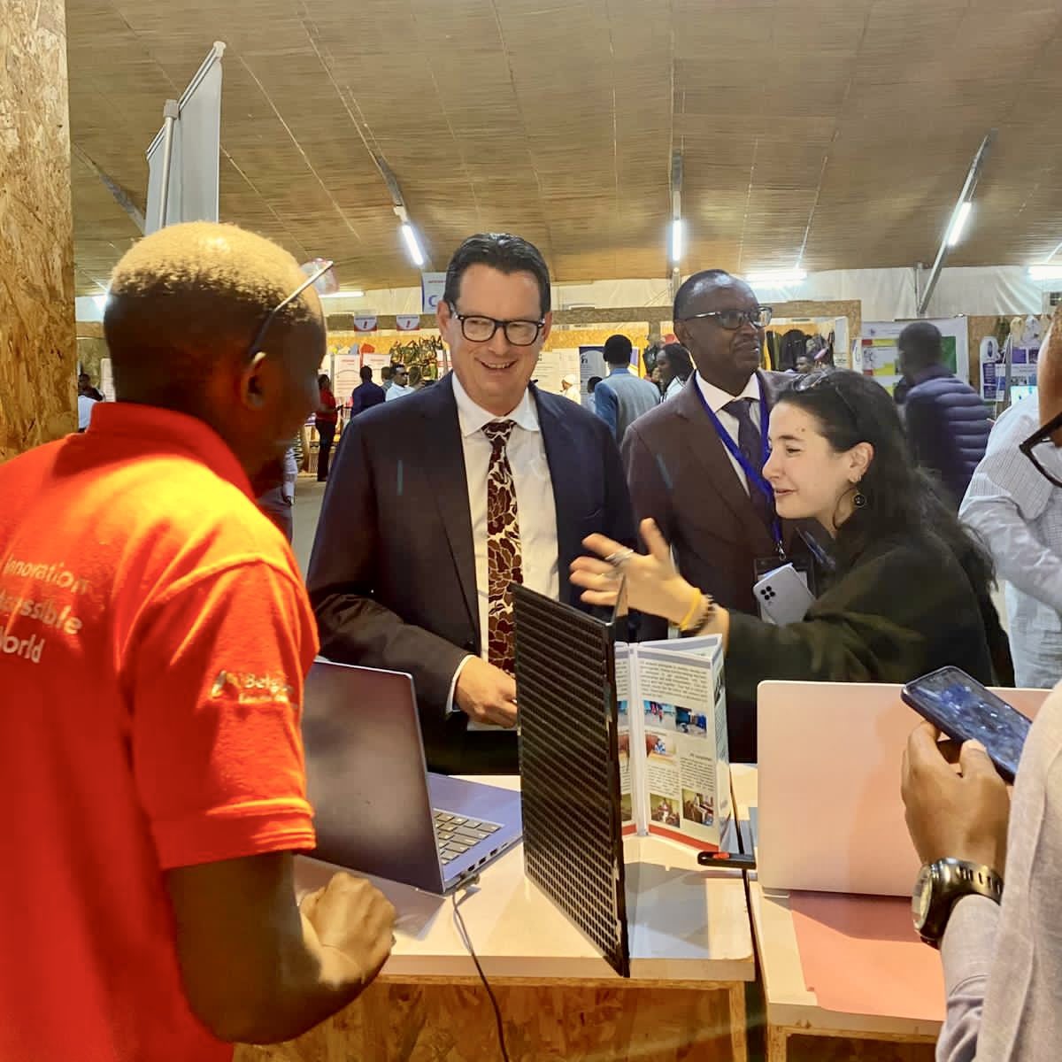 BelgiumRwanda's tweet image. 🙌🌍💪🏽
Happy to see some of the Civil Society Organisations we support through @UNDP_Rwanda and @GovernanceRw at the #CSO4People week.
Grateful for their dedication to make a positive impact in #Rwanda🇷🇼
#CSOWeek2023Rw