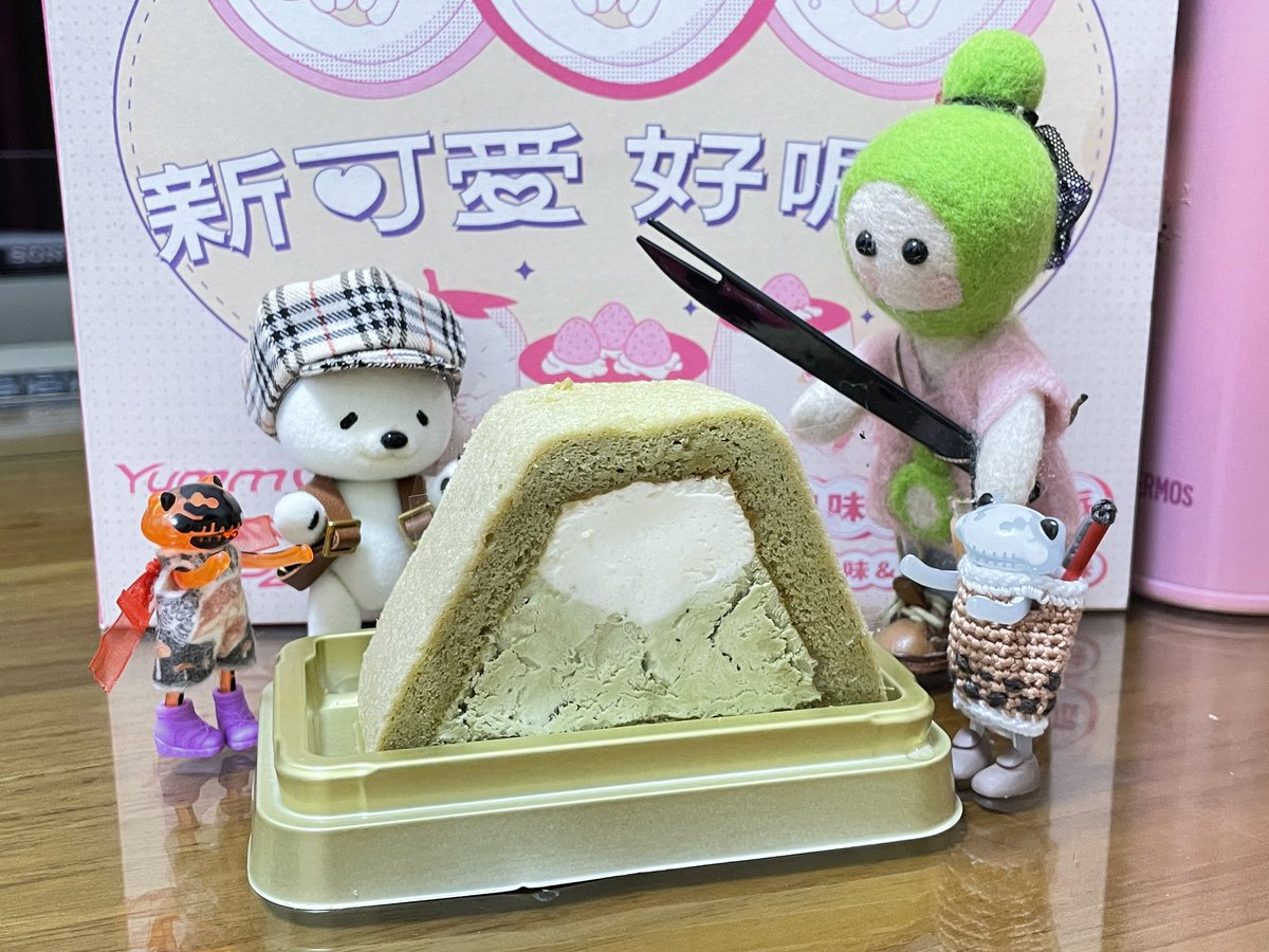 Lucia0509's tweet photo. 過了這麼多天
終於能好好紀錄一下今年生日
謝謝親朋好友的祝福與蛋糕🎂
希望大家都能平安健康順心❤️
#wonderfrog
#toro #kuro 
#honeybear https://t.co/agtWvZNpfA