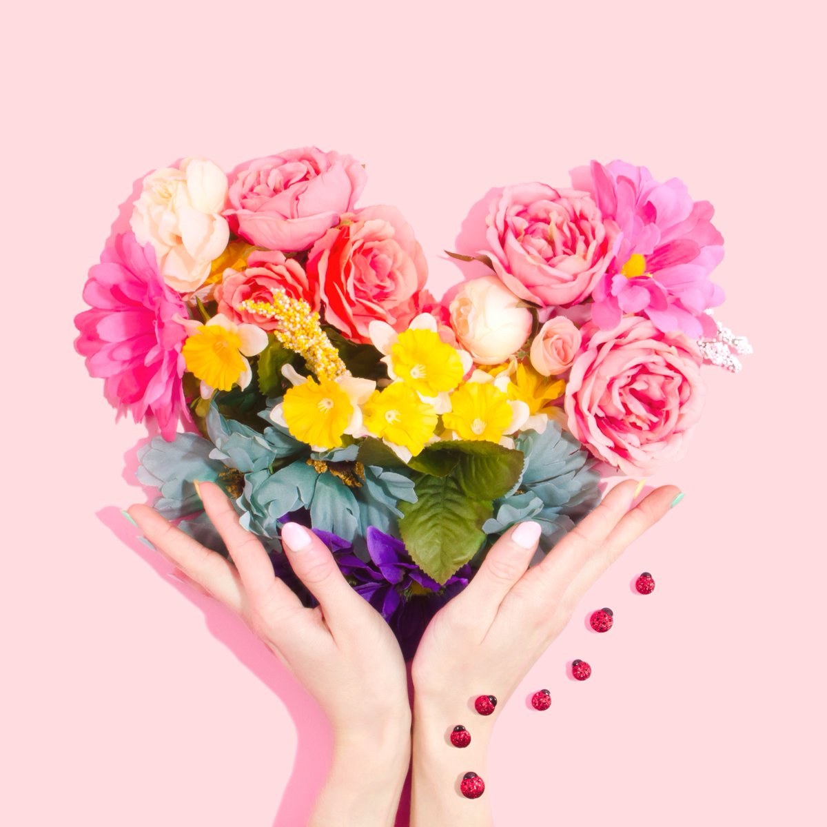 realtygroupkw's tweet photo. Happy Mother's Day Weekend from The Realty Group Team! https://t.co/XT4xE2JMVg