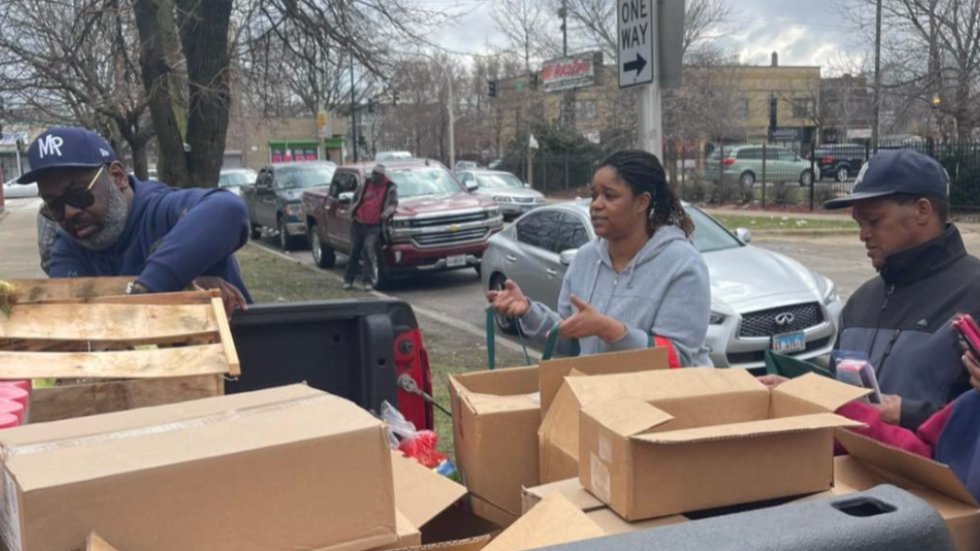 ACT_Chicago's tweet photo. We're improving the #ChicagoAustin #FoodAccess ecosystem by supporting community gardens, emergency food, grocery access, and more. RSVP for the 5/16 info session at https://t.co/FBDCLzHVP6 #AustinEats #FoodInsecurity #FoodEcosystem #Chicago #Westside https://t.co/hpcFqgNc3C