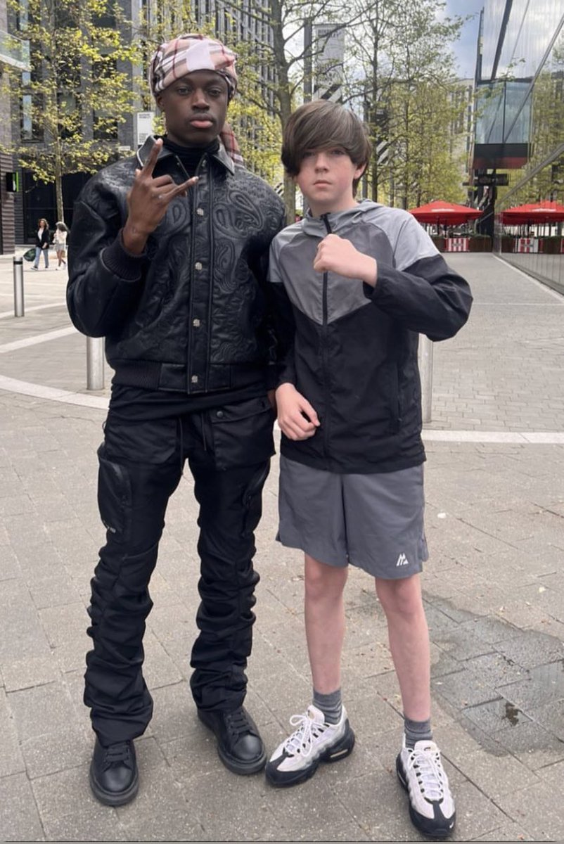 recreatings's tweet image. just met my nigga corn, he chill