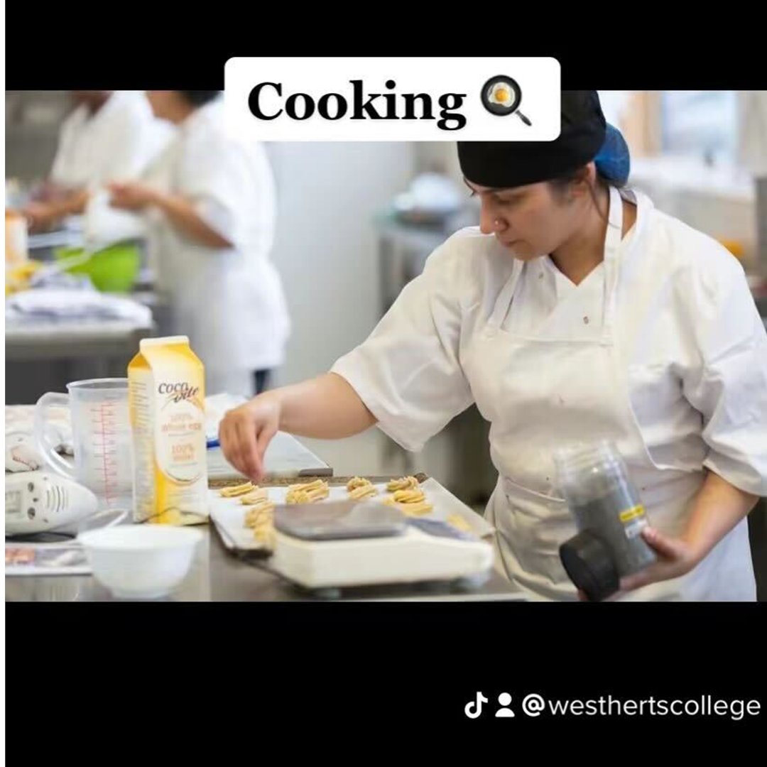whertscollege's tweet photo. Our part-time courses for the next academic year are now live! 🙌 Click here to explore more of our courses: https://t.co/Ec3WdrR1kp

#parttime #parttimecourses #watford #hemelhempstead https://t.co/4FRaUVg99n