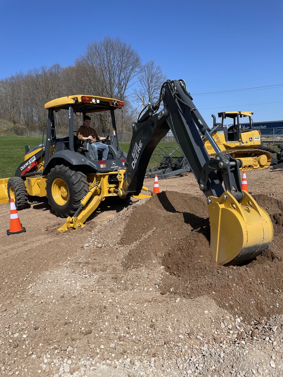 fredericvikings's tweet photo. Mr. Olson's students had the opportunity to tour and run dirt moving equipment while on a field trip to PUSH Incorporated, sponsored by Northwood Tech.
#GoFrederic https://t.co/0XL71powjm