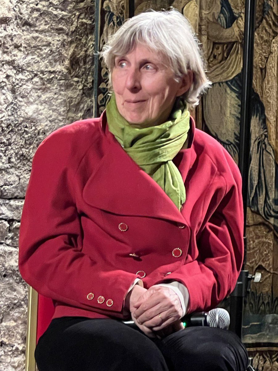 _DidierParis's tweet photo. Anne Blanchard a dĂ©voilĂ© le programme du prochain #festival international dâ#opĂ©ra #baroque et romantique de #Beaune.
đ Encore une superbe cuvĂ©e qui ne nous empĂȘche pas de penser avec une intense Ă©motion Ă Kader Hassissi qui nous a quitté⊠https://t.co/OvaWJhcatI