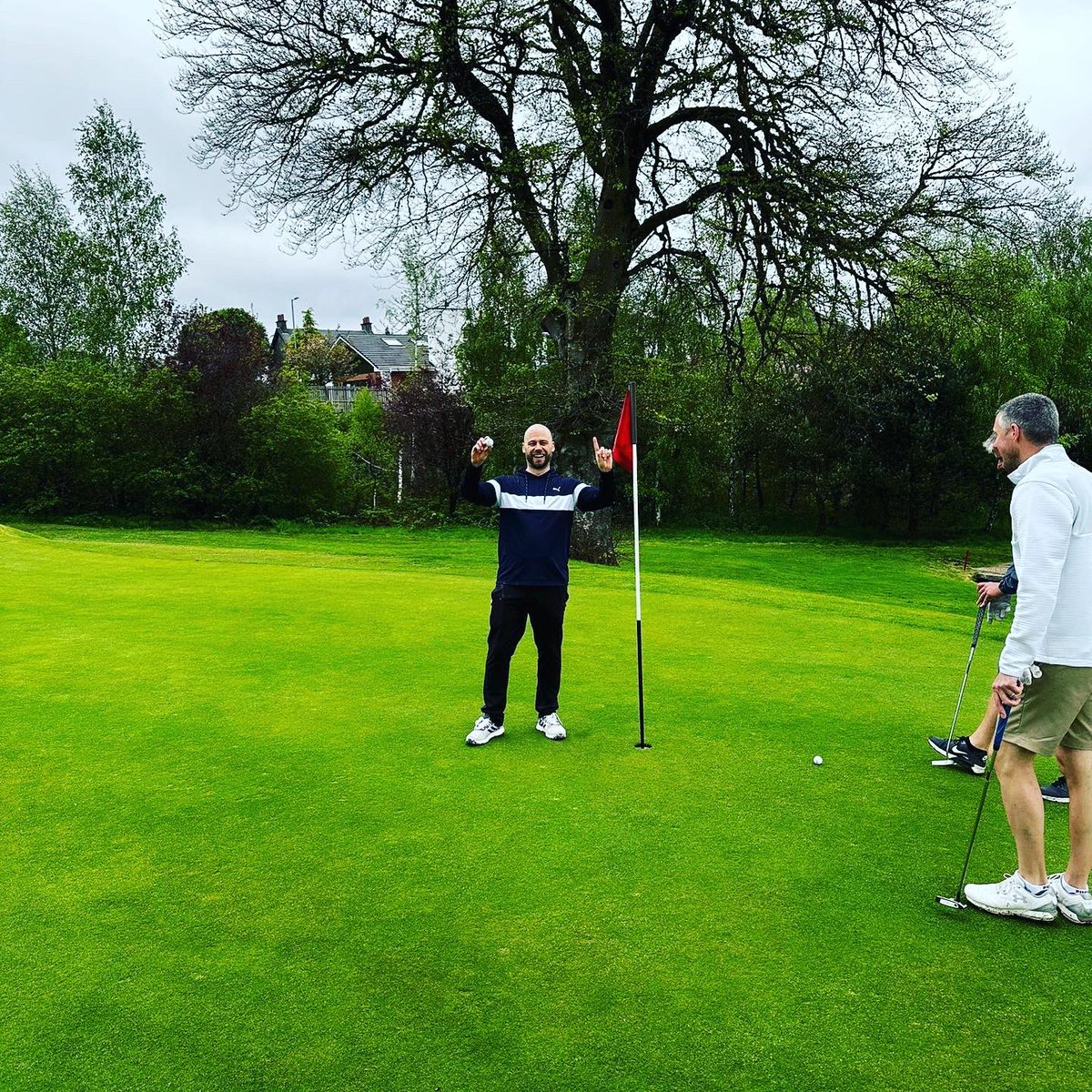 daavedaave's tweet image. 1st ever hole-in-one today 🥳 🏌🏻‍♂️ ⛳️