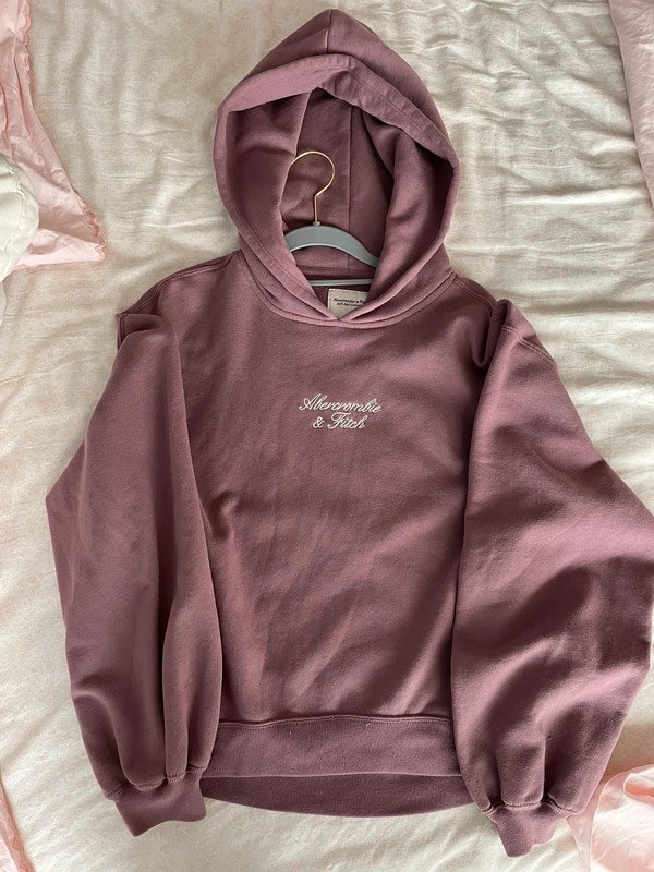 #Abercrombie &amp; #Fitch <a href="/vinted/">Vinted</a> #vinted #hoodies #abercrombieandfitch #hoodie #sweather #violet #shopping  vinted.it/donna/vestiti/…