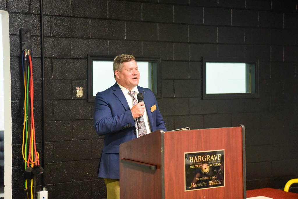 HargraveTigers's tweet photo. We're thrilled to announce the dedication of the Rick Cline Baseball Center at Hargrave! This facility is equipped with top-notch technology. Join us in harnessing the power of innovation for year-round training and skill development. ⚾️🔥 

#HargraveBaseball #BeMorePrepared https://t.co/LXVzwi01YM