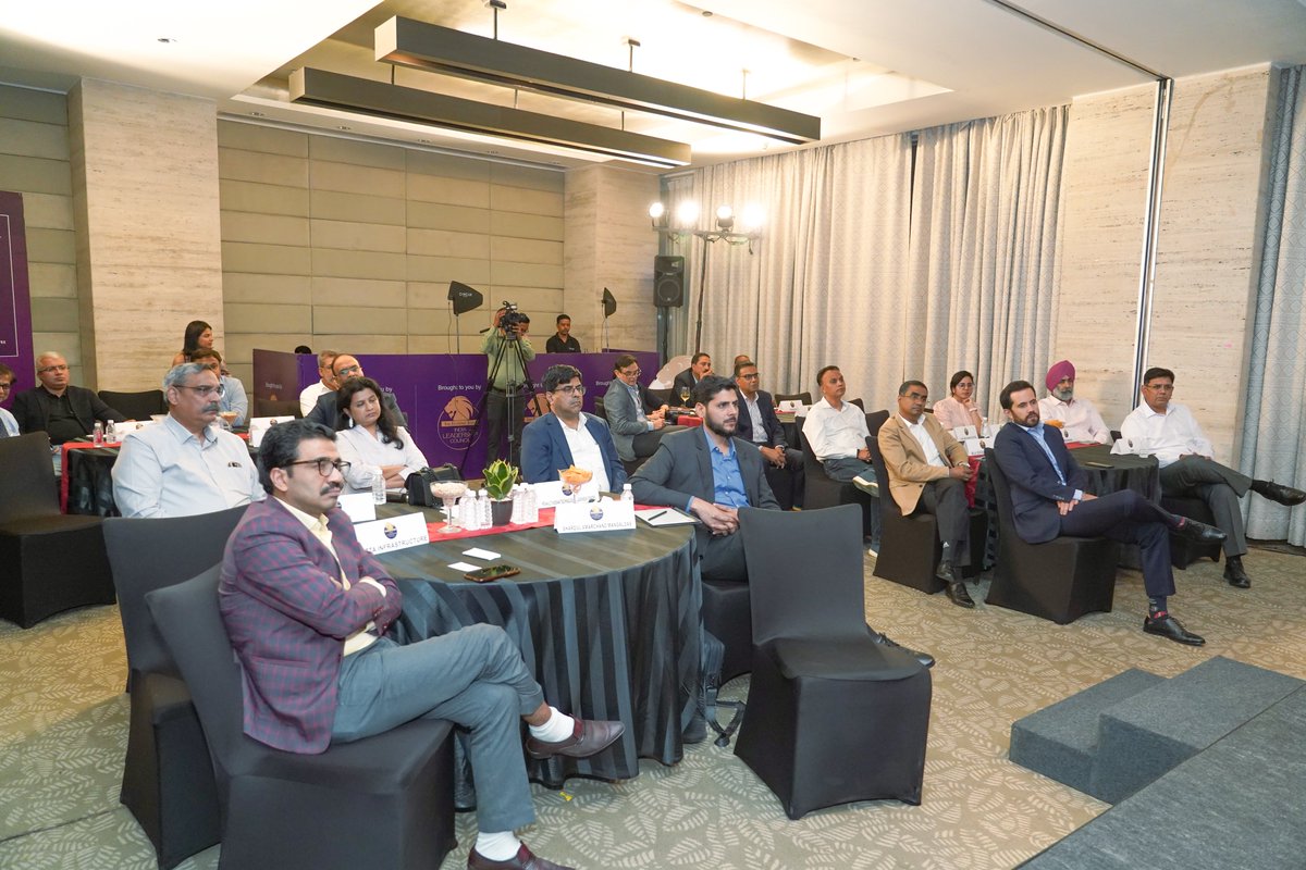 ILCbyTimesGroup's tweet photo. Our highly successful AI Cookbook session brought together renowned AI experts Dr. (Prof.) Nishakant Ojha and Mr Utpal Chakraborty and Indian business leaders to discuss the growth and challenges of AI implementation.

Here are a few glimpses from the session. 📸

#ETILC #AI https://t.co/LofkiXlo4G