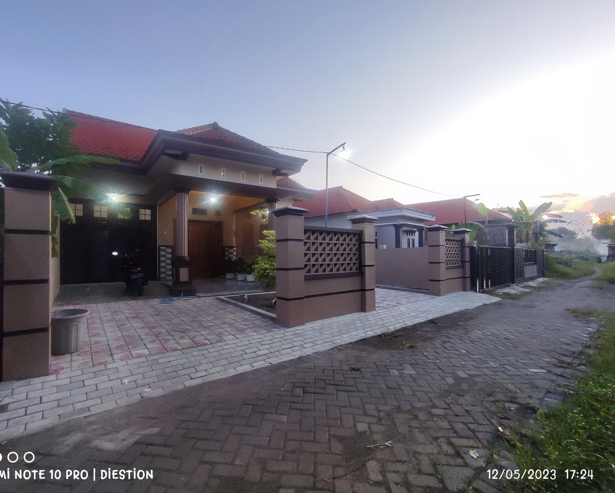 YuLiEsTi tweet media