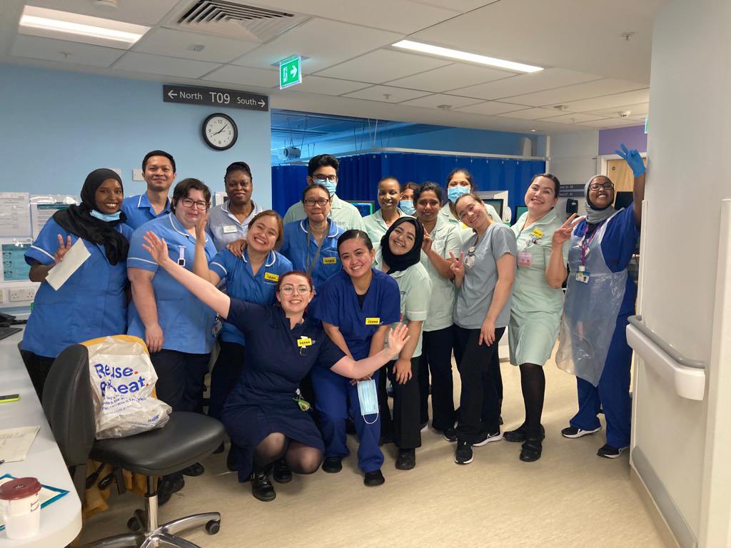 Celebrating #IND on T9 with our team today including Joana who received her NMC pin on the today! Congratulations 🎉 💙 👩‍⚕️ 👨‍⚕️ 🎈

<a href="/uclh/">UCLH</a> <a href="/jcvdelapaz/">Julius Ceasar Dela Paz (He/Him)</a> <a href="/Janet_180783/">Janet Saunders</a> <a href="/loudutch/">louisa kamara</a> <a href="/Orangeblossom36/">Anna swift</a> @vsweeney431