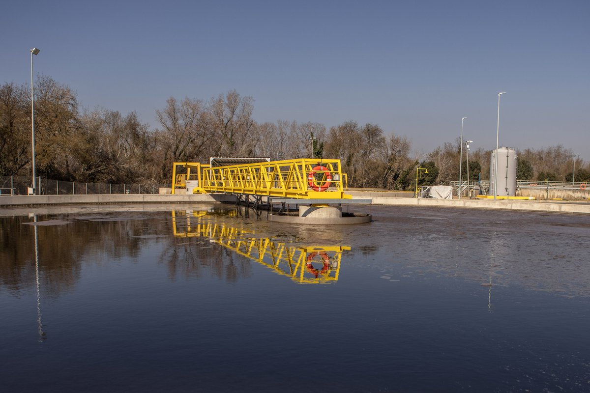 industriambient's tweet photo. #Reportaje: EDAR de Vilafranca del Penedès

#PlantReport: Vilafranca del Penedès WWTP

Lee y descarga el reportaje completo | Read &amp; Download the complete plant report: 

➡️https://t.co/TtbjyKXV6t

@GsInima @aigua_cat @mancomunitatPG @Flottweg @AZUDWater @sigmadaf https://t.co/2e7HUvavGj
