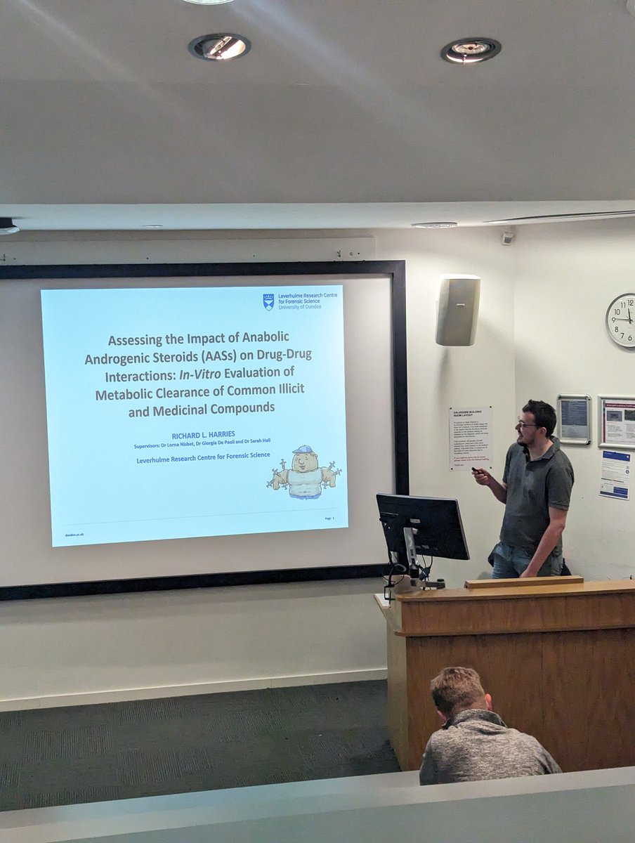 Second proud supervisor moment of the day Well done <a href="/RLHarries/">Richard Harries</a>! Kept the crowd engaged throughout and communicated your research brilliantly. 👏🎉💊👏 <a href="/UoDSciEng/">Science & Eng, UoD</a> <a href="/lrcfs/">Leverhulme Research Centre for Forensic Science</a> @giorgia_depaoli <a href="/SarahHa81702781/">Sarah Hall 🏳️‍🌈</a>
