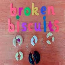 nearfm's tweet photo. Don’t miss the rest @nearfm 90.3 this Friday from
1pm @jimsmeltingpot 
2pm #HerestotheBands
3:30pm @HearHereNFM
4:30pm #BrokenBiscuits 
5:30pm #ArMuinnaMuice
6pm #DanceNation
7pm #IndieRE
8pm @lostradioutpost and
9:30pm @TheGroveShow https://t.co/yerE9QRYyr