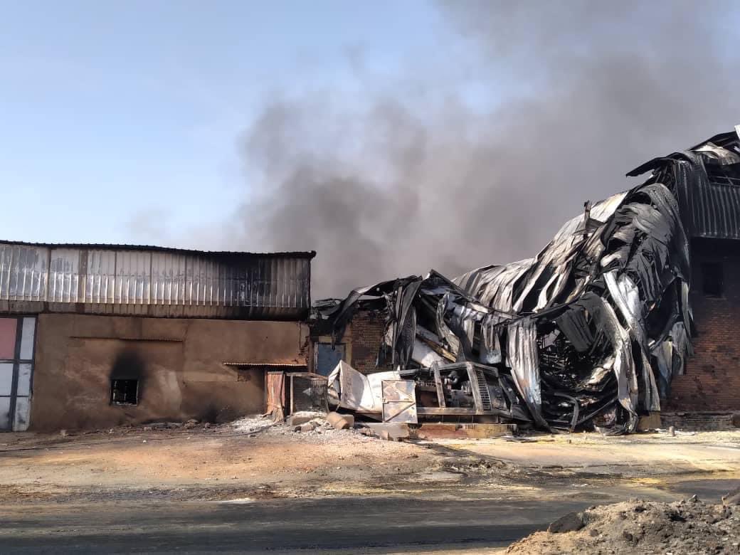 إنا لله و إنا إليه راجعون 
ربنا يعوض اخير و ابرك بإذن الله 
وجعي عليك يا وطني 

The loss is not Yagoub Group loss , it’s a loss for Sudan . Approximately 3 million children under 5 suffer from malnutrition in Sudan , out of where 610,000 suffer from severe acute malnutrition. The