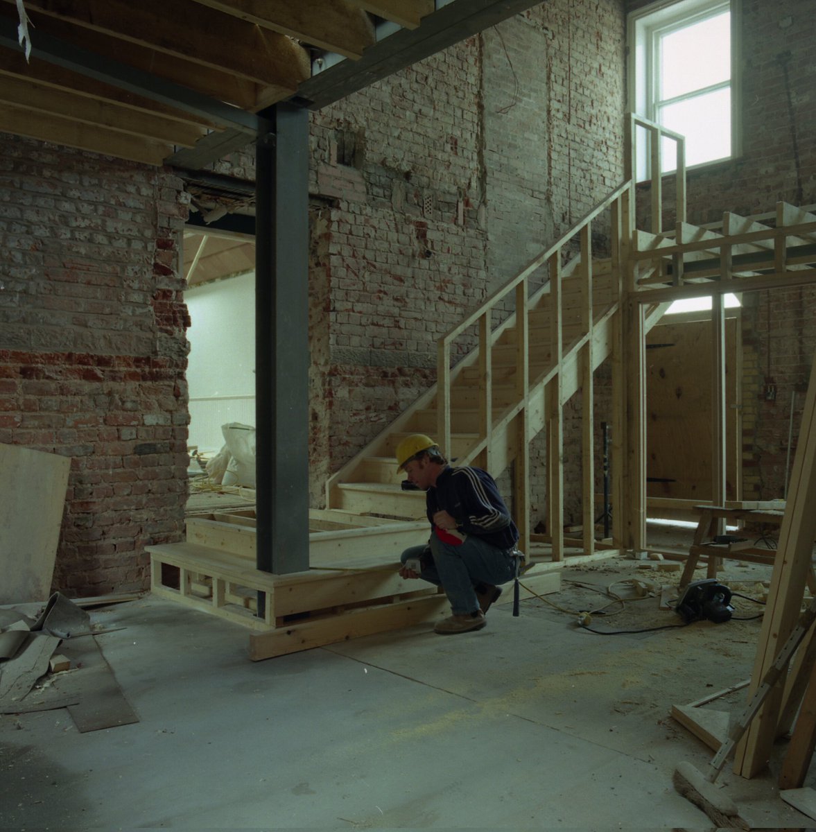 CongletonMuseum's tweet image. Look familiar? If you've been to Congleton Museum, chances are you've walked up these steps to get to our temporary exhibition room! 

We're celebrating our 21st birthday with a series of events. 👇

eventbrite.co.uk/o/congleton-mu… 

#21stbirthday #museum