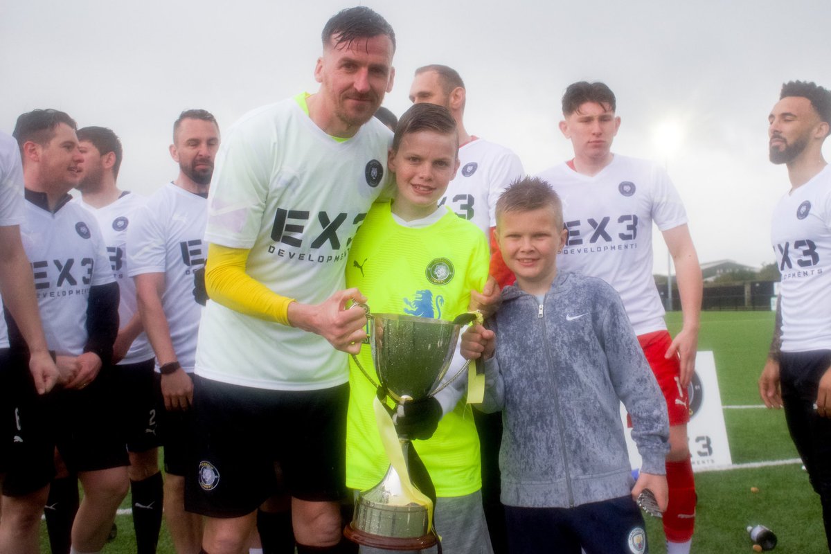 👏🏻 After scoring 28 goals in 61 games for Worksop Town Football Club, <a href="/Liam_Hardy/">Liam Hardy</a> leaves the Tigers. 

🙌🏻 A player that not only gave his all on the pitch but made everyone at the club feel special off it, we wish nothing but the best for the future!

⚽️ Bagsman!

#UTT 🐯