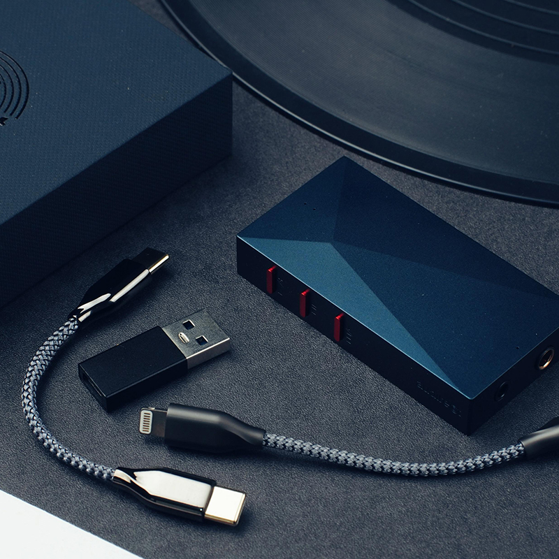 TimeAudio_AE's tweet photo. 📢New Product
Audirect Beam 4 DAC Headphone Amplifier
✅High-end Portable DAC ESS9281
✅Built-in battery headphone amplifier
✅4.4+3.5mm DualOutput
👋Learn More:https://t.co/c5yaVuPjui
#Audirect #Beam4 #DAC #amplifier #音 #AUDIO #HIFI #一夕 #音渠 #photo https://t.co/VjTklHNqMU