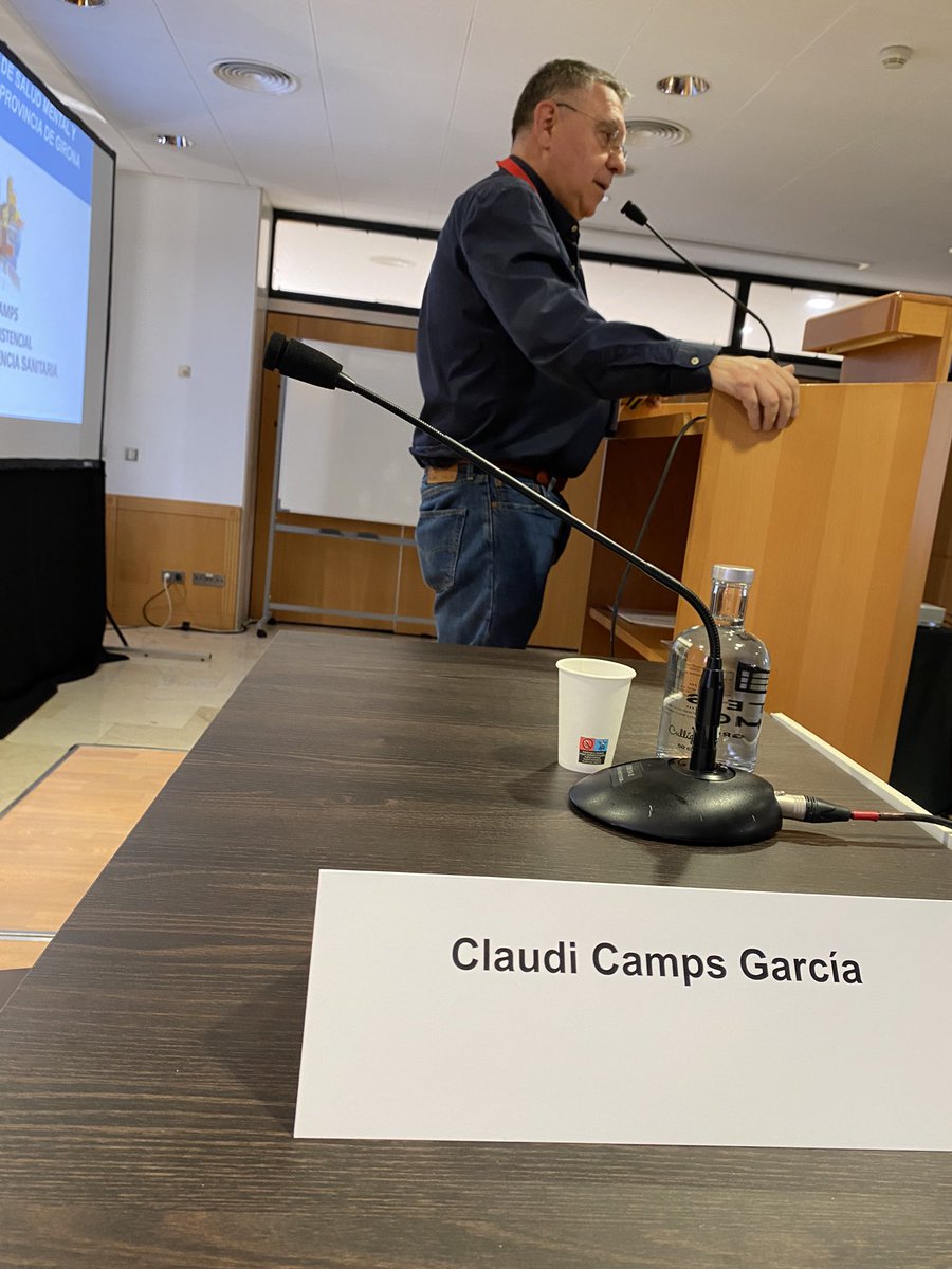 magdacas's tweet photo. Avui torno a ser a #Girona explicant el #PacteNacionalSalutMental amb el Dr Claudi Camps referent indiscutible de la #SalutMental comunitària i el Dr Ramon Novell expert en la Salut Mental en persones amb Discapacitat Intel·lectual. #Seguint #Fent #Territori @salutmental_CAT https://t.co/08rXXBtY6n