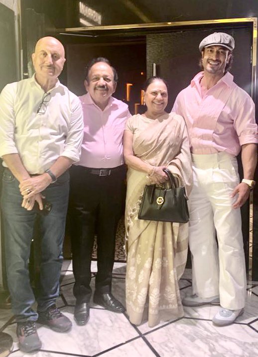 Kudos to friends @AnupamPKher 
#VidyutJammwal #SankalpReddy for their outstanding work In film #IB71,  which is a thrilling tale about the sacrifices made by our investigating agencies & their unsung heroes !
My wife and I admired the nationalistic fervor & captivating cinema art…