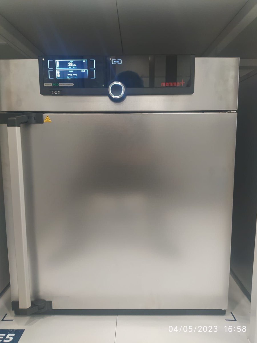 Kutaylab's tweet photo. DöhlerGroup şirketlerinden Denizli' de faaliyet gösteren Konfrut AG Tarım firmasının mikrobiyoloji laboratuarına #HIRAYAMA marka #HV110L otoklav ve 2 adet Memmert GmbH + Co. KG marka #IPP110eco soğutmalı inkübatör cihazlarının kurulumunu bu hafta gerçekleştirdik. https://t.co/XPgHuQO1RK