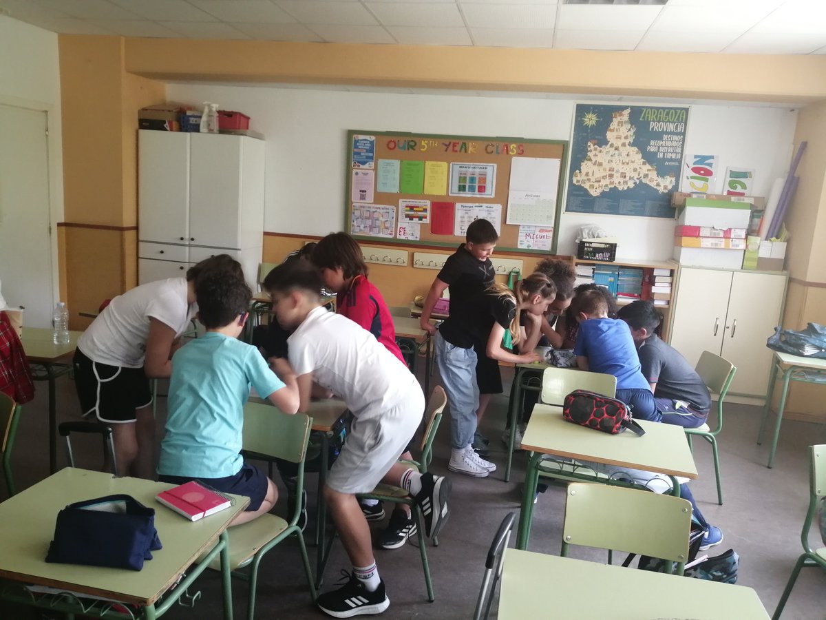 Con un abril anómalo en temperaturas y lluvias, 200 alumn@s aragoneses investigaron y aprendieron sobre #cambioclimatico y cómo afecta y afectará a nuestra tierra con el programa #Educcando
👉Info: aragon.es/-/programa-edu…
<a href="/GobAragon/">Gobierno de Aragón</a> #educacionambiental #cambioclimaticoAragón