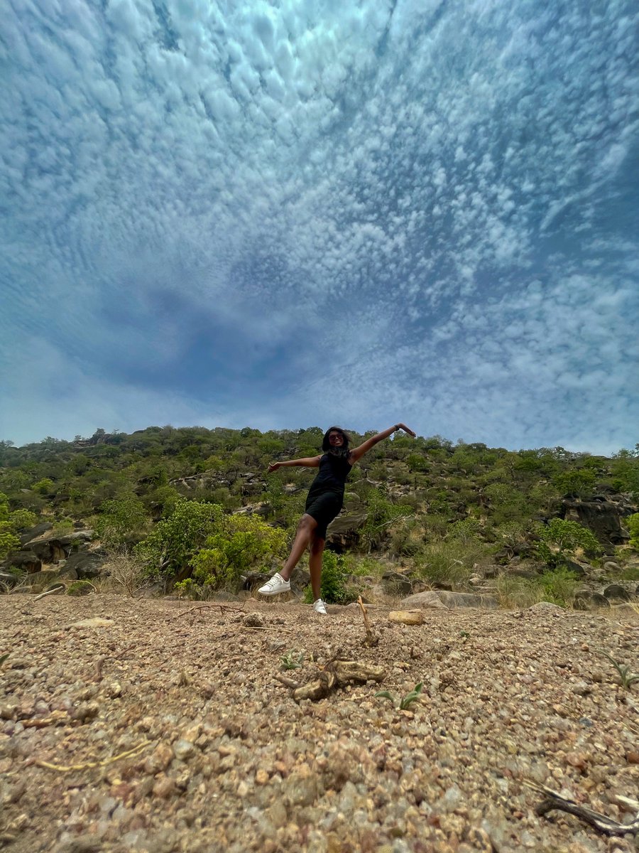 yourfitlover's tweet photo. Lara est un village du Cameroun situé dans le département du Mayo-Danay et la Région de l'Extrême-Nord, à proximité de la frontière avec le Tchad. Il fait partie de la commune de Datcheka,près de Doukoula.
Qui en a déjà entendu parlé?
#Gagaviews #Woilaviews #Gagaviews #Mintoul https://t.co/9AOJ5KH8a6