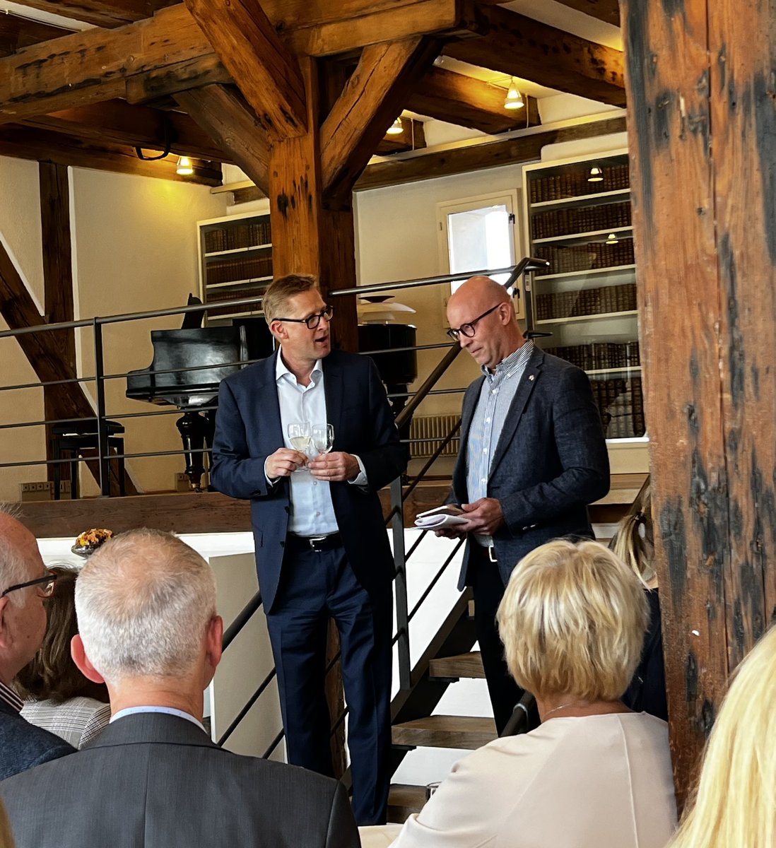 DKinNL's tweet image. CPH #HealthTechSummit 💻🩺🇩🇰

The Dutch delegates have the last few days gotten insights into the Danish #HealthCare system. 
They were impressed by the tight Nordic collaboration in #health and admired, how 🇩🇰 handles their #HealthData.