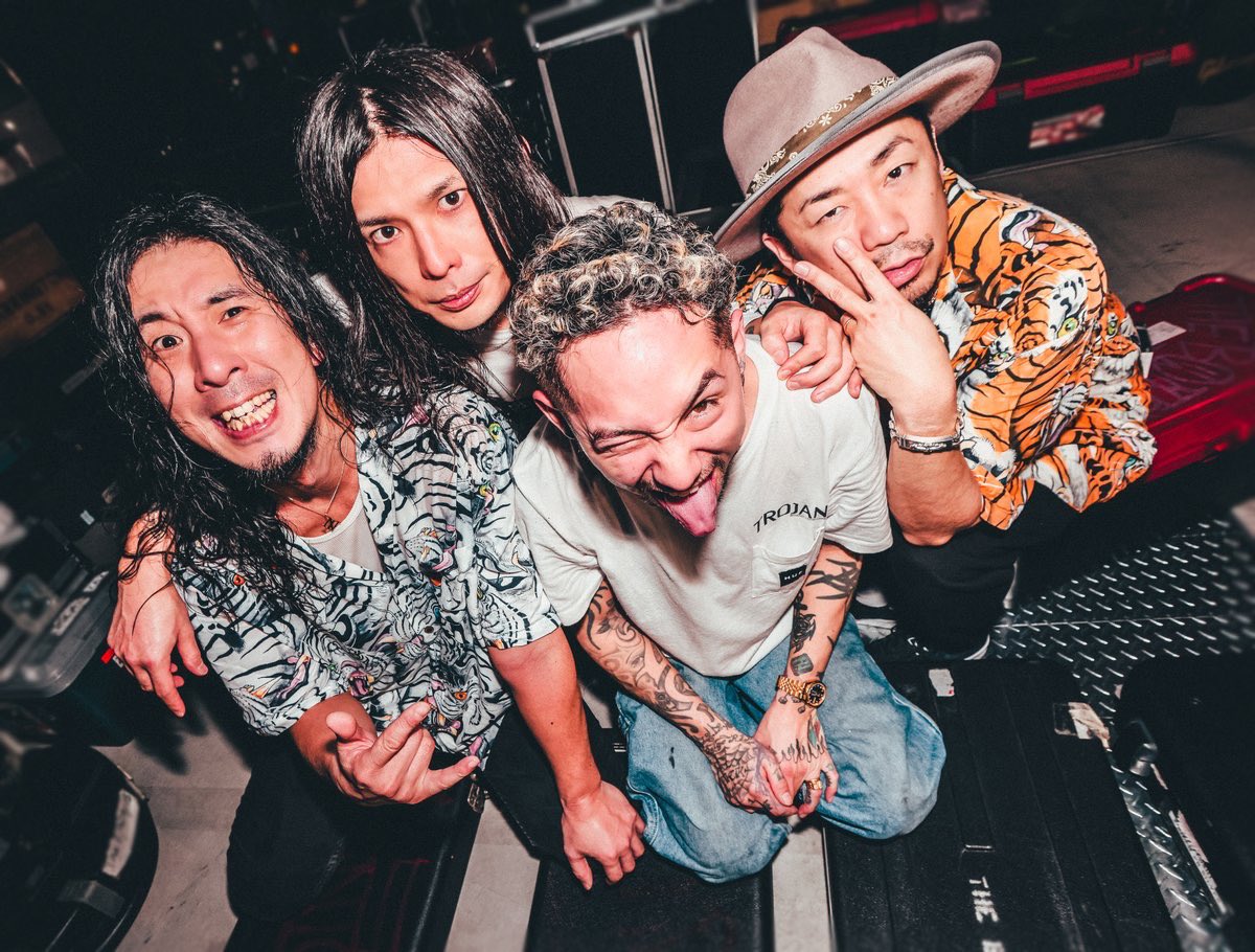 MAJESTIC765's tweet photo. 明日夜9時の #fmcocolo765 #MSN76 は… 🌃
✅5 年振りのフルアルバム『 #Yours 』をリリース!
#TheBONEZ、 JESSE さんからのメッセージをお届け!🗣
✅ #デペッシュ・モード のニューアルバム
『Memento Mori』を特集!💿
📻 #radiko で聴く▽
https://t.co/ym5t4x4Lml https://t.co/QZKcevguTS