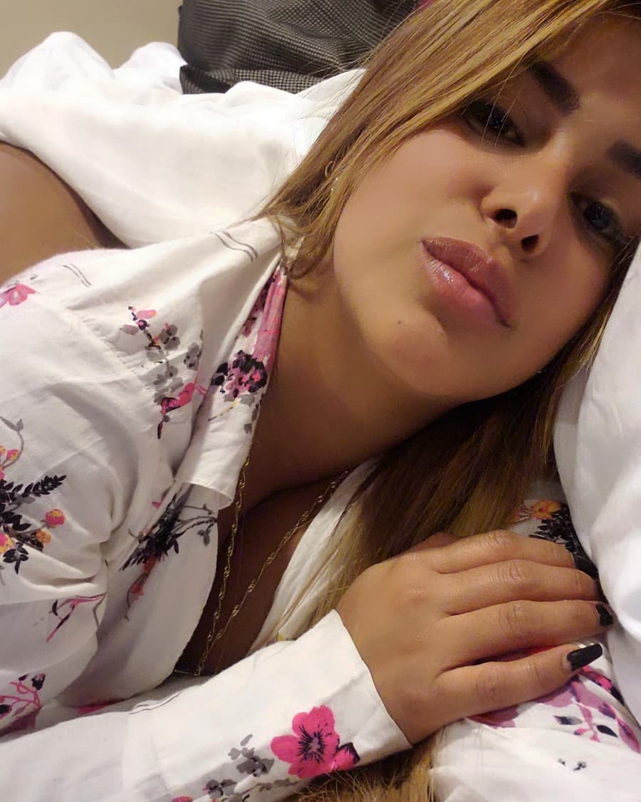 La foto no tiene nada que ver con lo que me está sucediendo ahora, chicos necesito de su apoyo porfavor, todos los que me apoyen yo lo compensare por ahora hasta que me pase este tema de salud con más de 100 fotos, videos míos, también de conocidas, todo les comento al DM 🙏🙏🙏