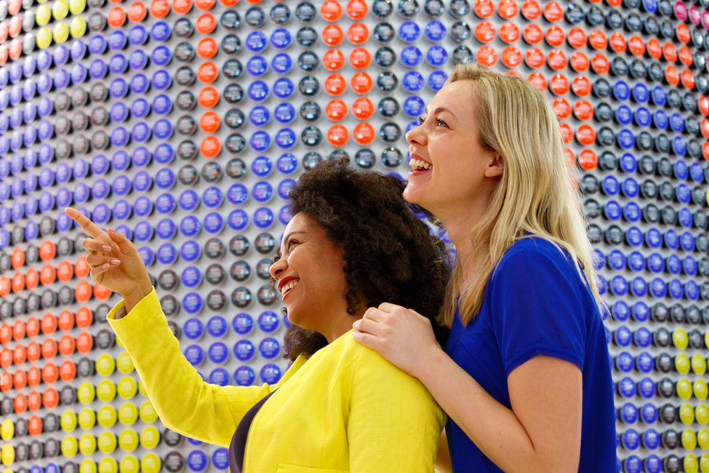 Vandaag in de Forumzaal: FRONT2023. Voor tandartsen die niet alleen de mondgezondheid belangrijk vinden maar ook willen zorgen voor een mooie lach! Verschillende disciplines komen aan bod en kennis en expertise worden gedeeld. #houseofevents #bureaukalker