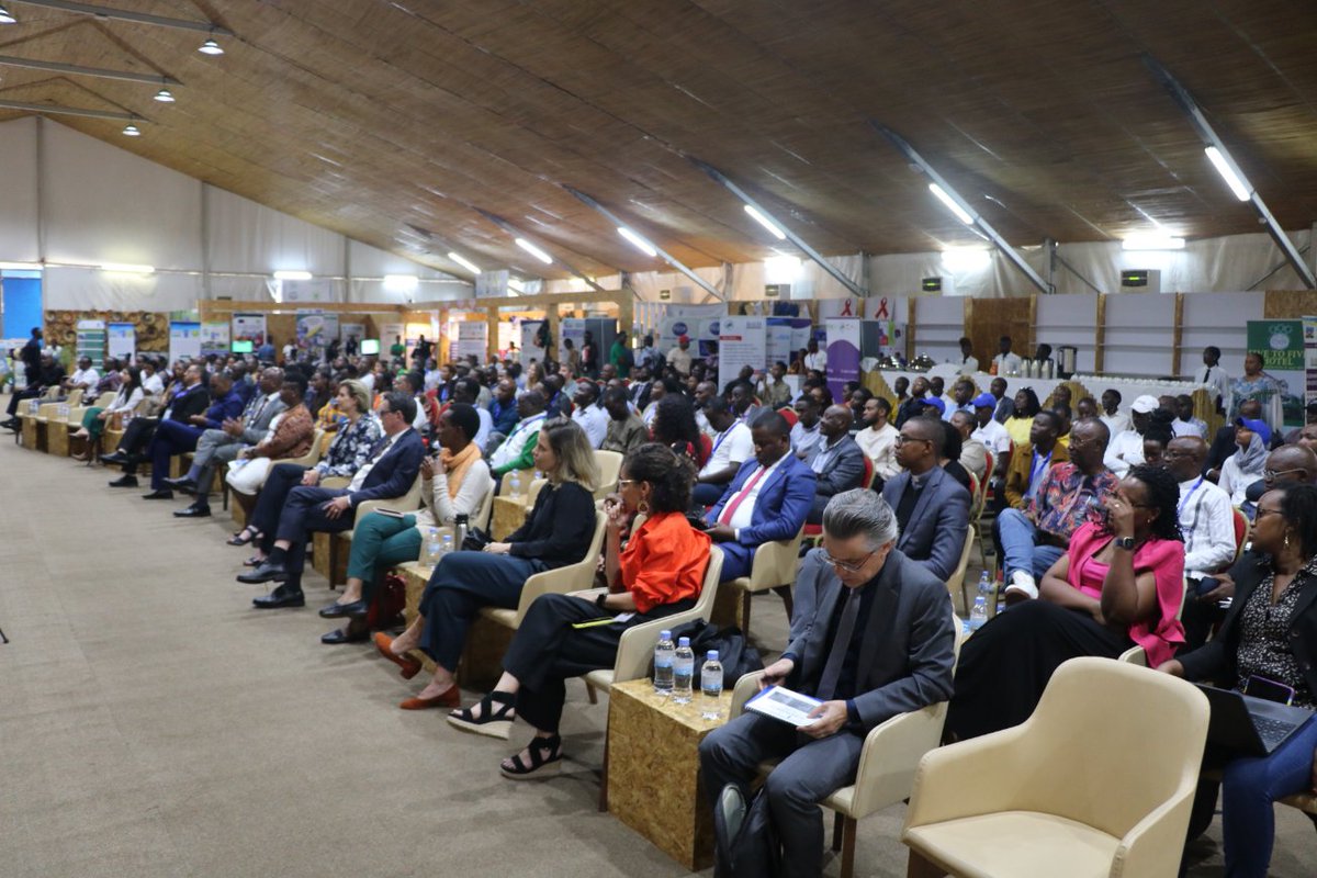 GovernanceRw's tweet image. Addressing to the exhibition participants, the RGB CEO Dr. @UstaNcusta appreciated the Civil Society Organisations for their supportive activities and their partnership in Rwanda's journey towards sustainable development. #CSO4people #CSOWeek2023Rw