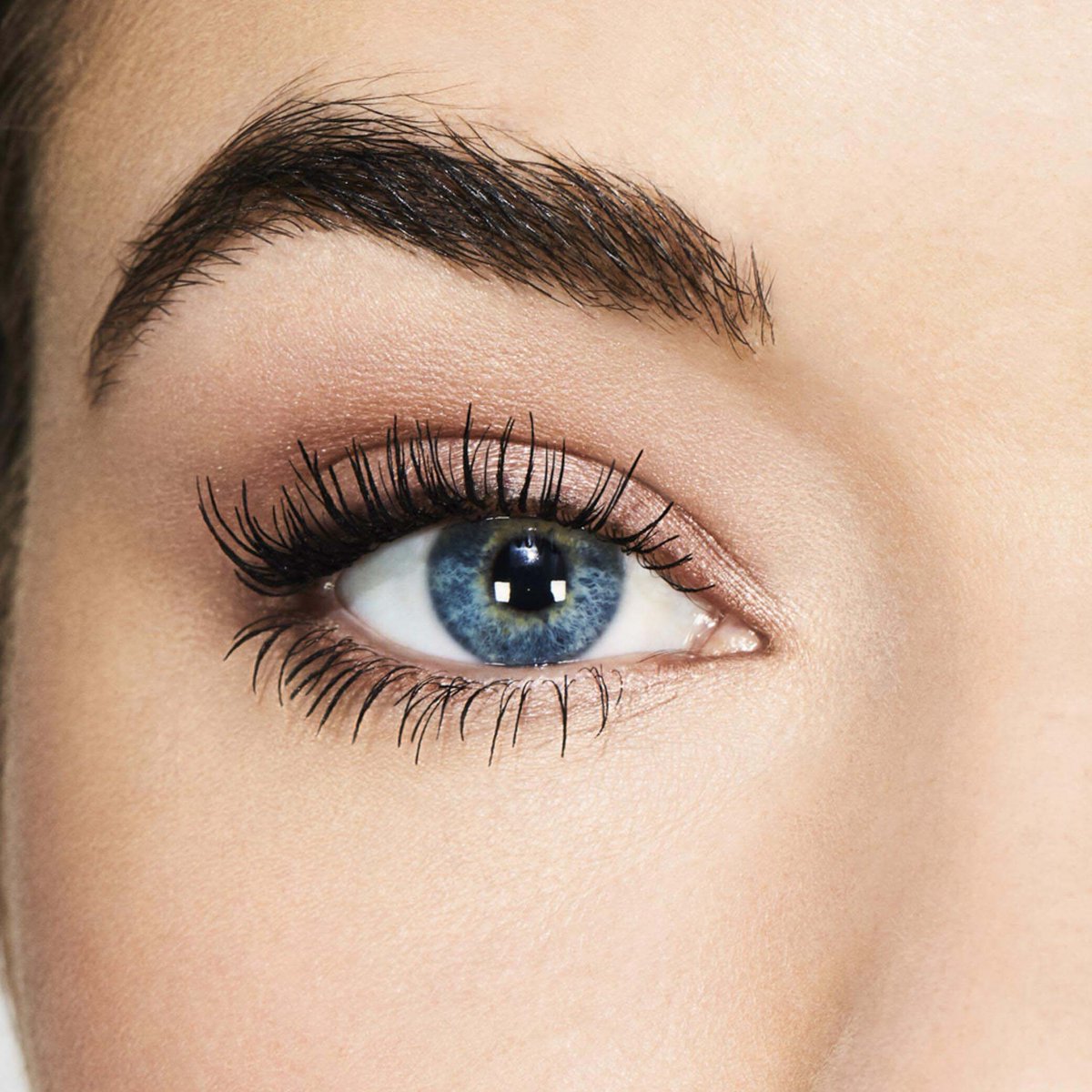 HarriottNicky's tweet photo. Are you a fan of a more natural, grown-out look? Or are you mad for a painstakingly carved out arch? 🤔
https://t.co/LnxYGTdYd3

#BeautyAZ #Brows #Avon https://t.co/YjFKljSOzN