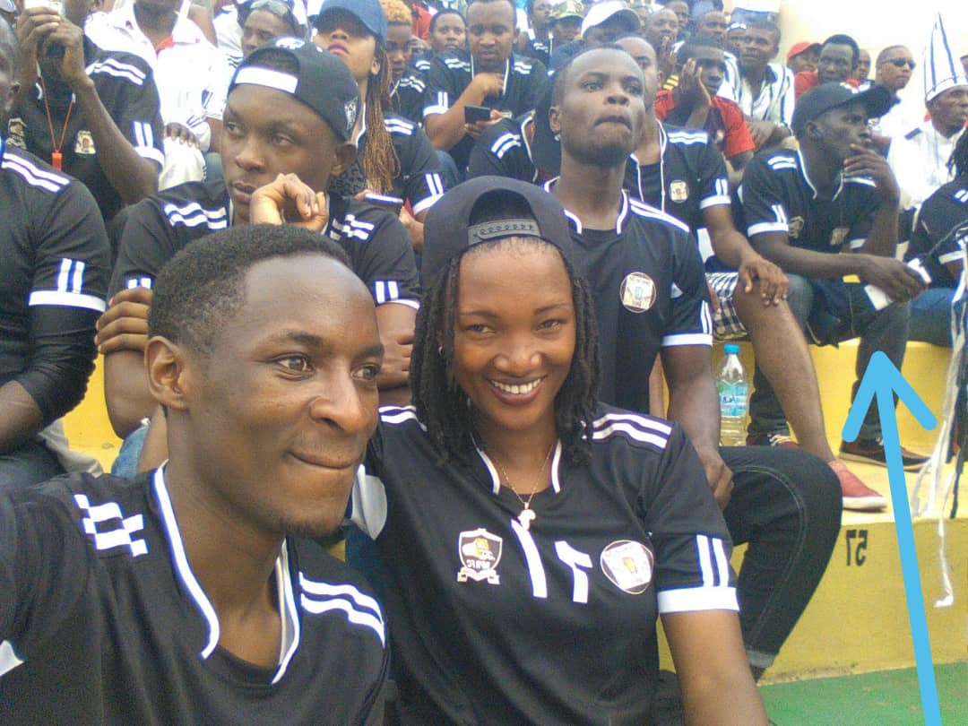 onlinefanclubz2's tweet photo. Ibirori by'umukino wa ½ Peace Cup uzahuza @SCKiyovuSports na @aprfcofficial ibiciro byawo byamaze gutangazwa;
1⃣4⃣_0⃣5⃣_2⃣0⃣2⃣3⃣
🕒 #15h00
🏟 Kigali Pele Stadium
💸 #3000Rwf , #5000Rwf , #20000Rwf , #30000Rwf https://t.co/WVaWwgwjiP
