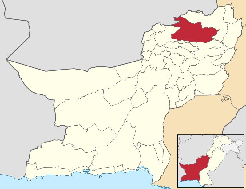 BuzzardPk's tweet photo. BREAKING: Heavily armed militants have entered a compound &amp; an active hostage situation is underway. SSG being deployed.

 Prayers requested.

All those who said *fauj nai chahye, hum khud defense kr lenge*.... Aap sab aik step agay ajain takay apko SSG k sath deploy krain. https://t.co/3Ca8tBMEn8