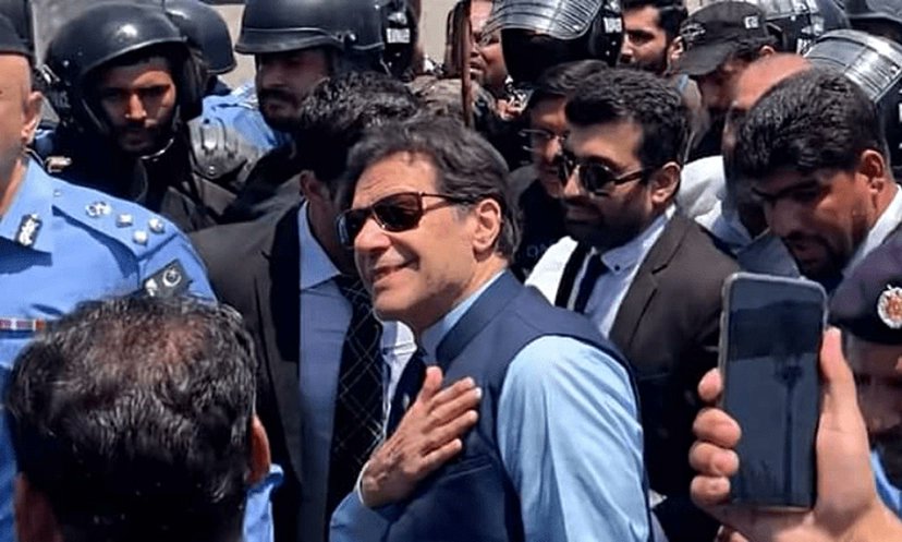দুই সপ্তাহের জামিন পেলেন ইমরান খান